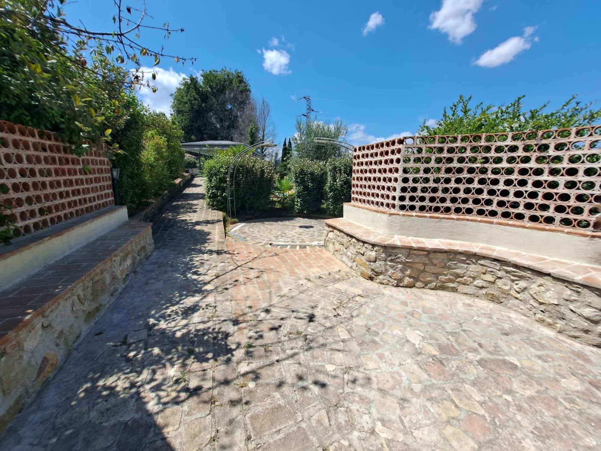 Spoleto By The Pool Guest House Exterior photo
